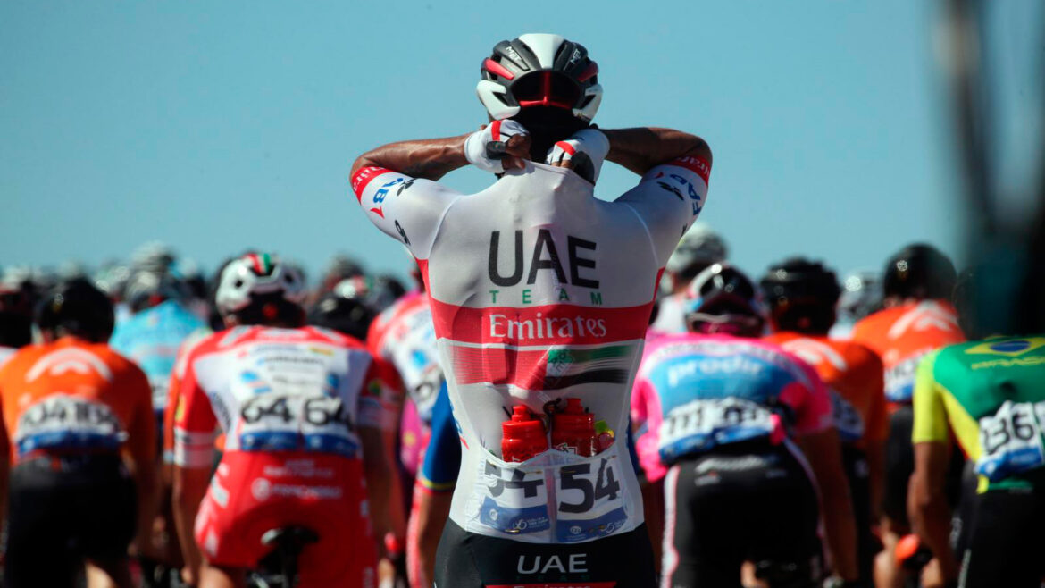 colombianos team emirates coronavirus.