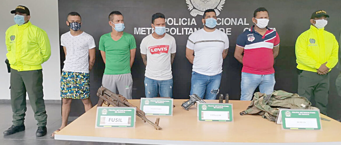 integrantes de la banda de los rastrojos integrantes de la banda