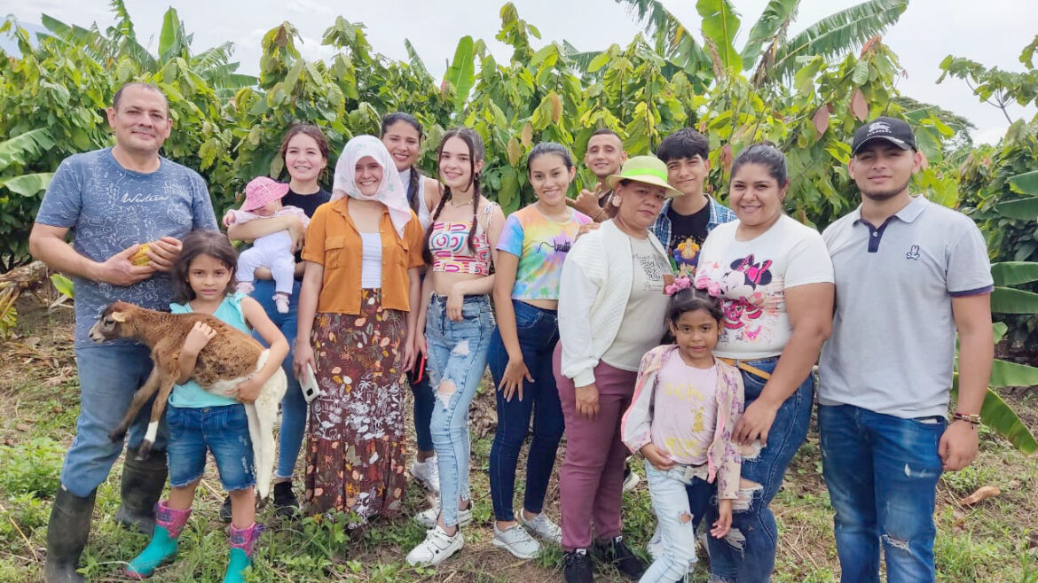 Jóvenes campesinos beneficiados