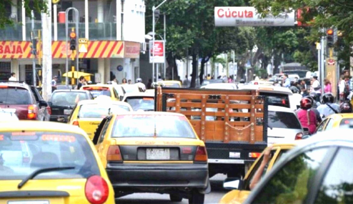 Los cabildantes esperan que el alcalde se pronuncie sobre el secretario de tránsito Jorge Mayid Gene. Los cabildantes esperan que el alcalde