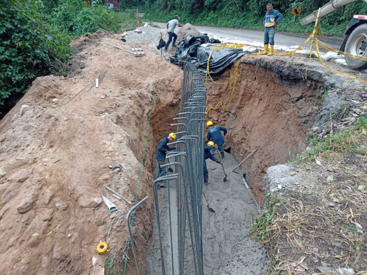 Arreglo de la via la donjuana – durania con muros de contención Arreglo de la via